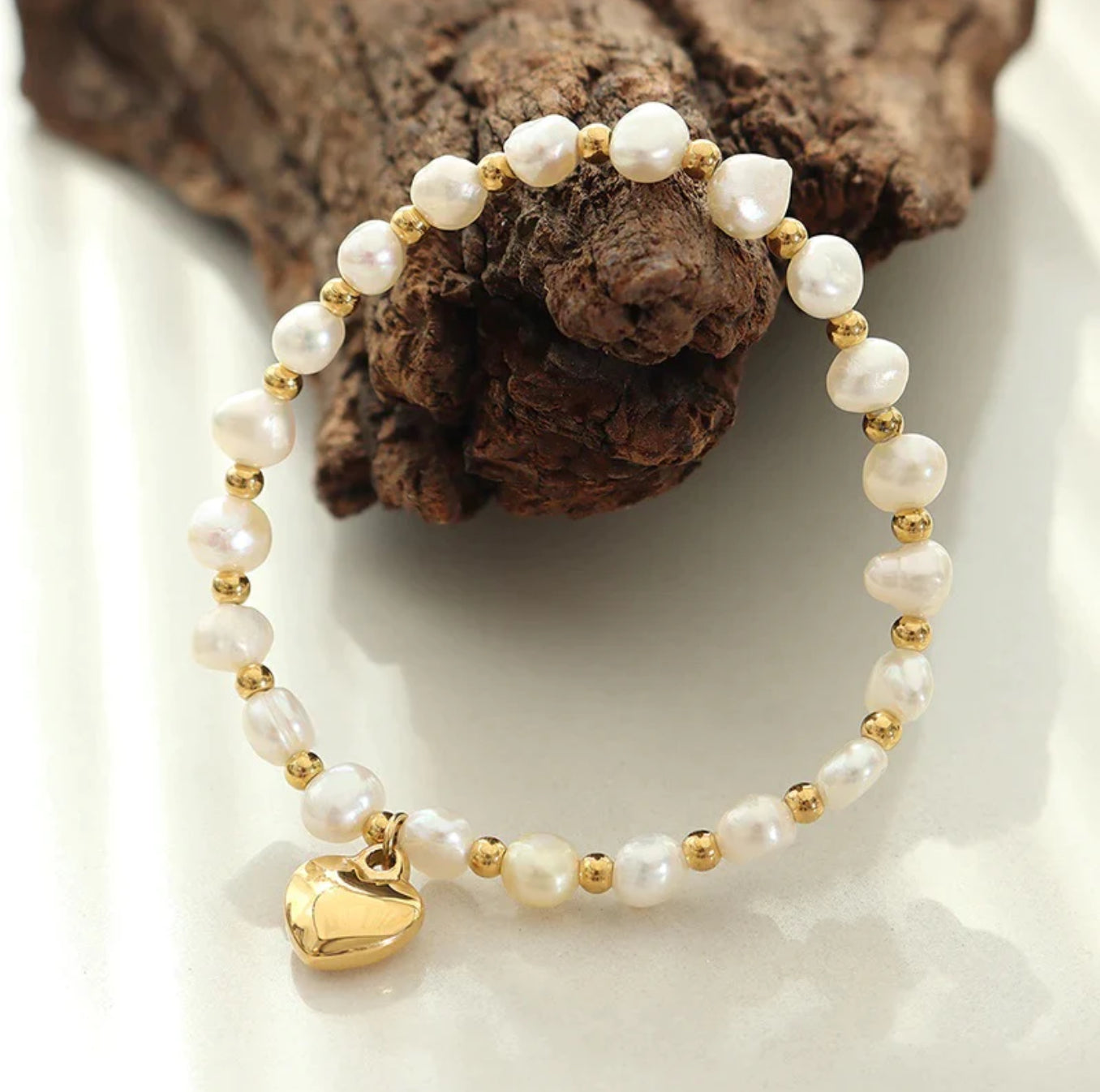 Freshwater Pearl Gold Heart Bracelet