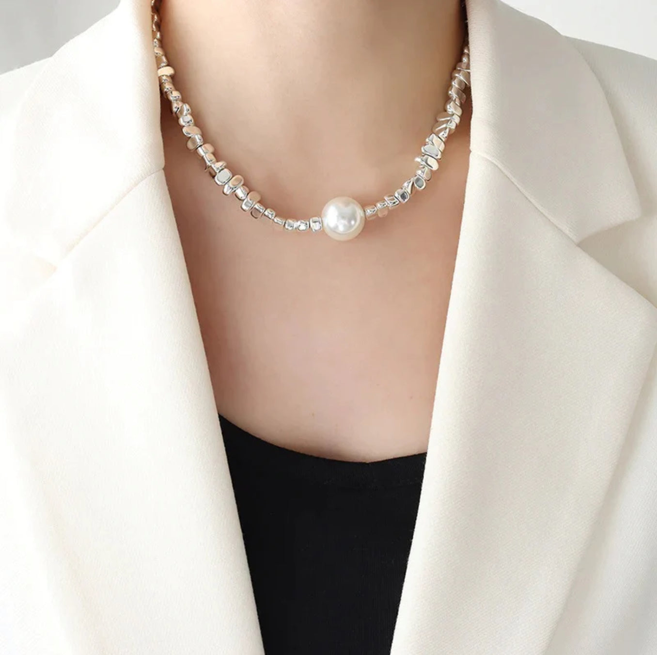 Geometric Pearl Titanium Necklace